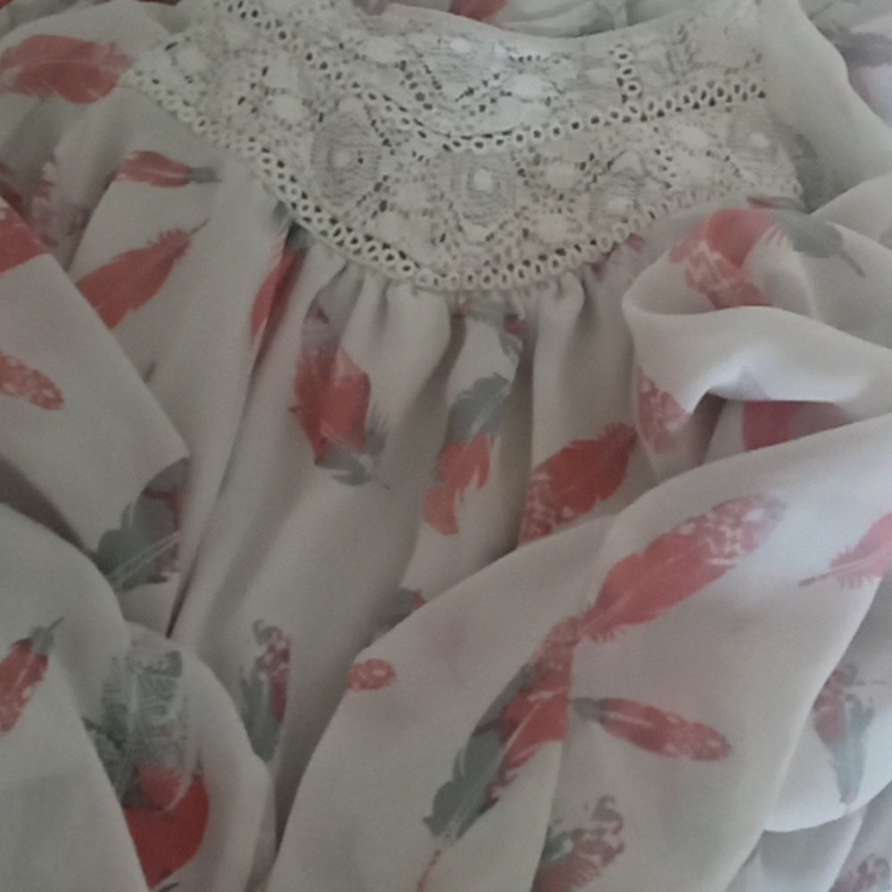 xhilaration blouse pink and gray feathers